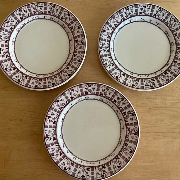 Vintage Yale University Dinner Plates by Syracuse- Qui Transulit Sustinet- 1980s - Picture 3 of 8